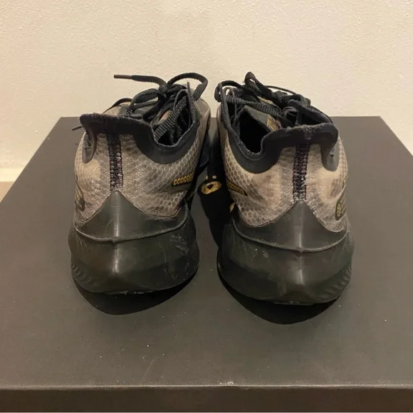 Nike Air Zoom Black & Gray Women’s Running Shoes Sneakers - Picture 2 of 7